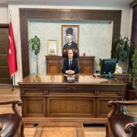 Toroslar'ın yeni kaymakamı göreve başladı