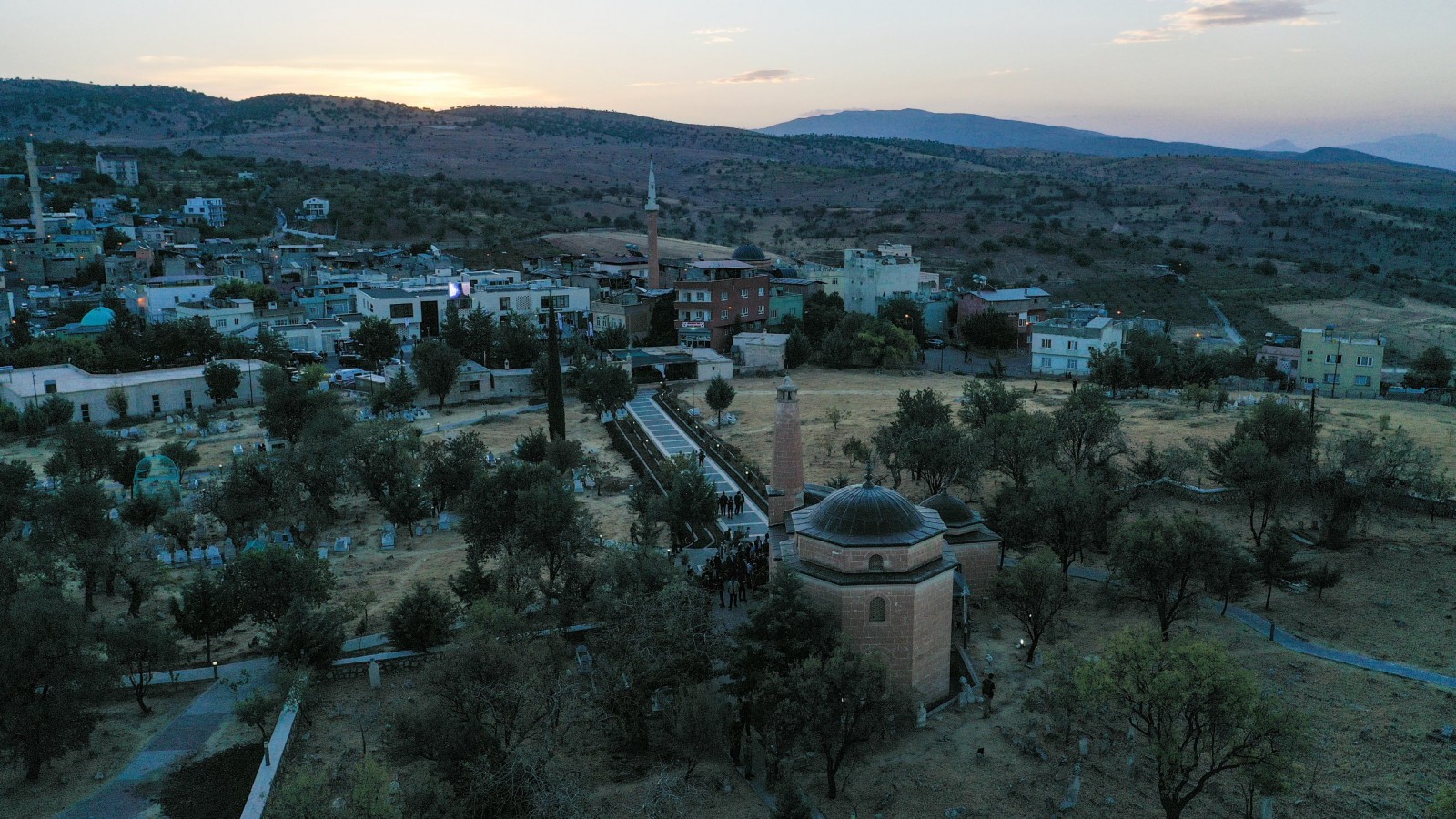 Siirt'teki 'ışık hadisesi'ne yağmur engeli;