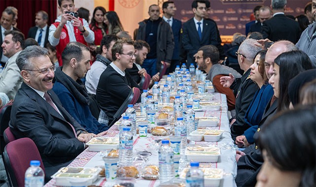 ''Gençler ülkemizin geleceği''