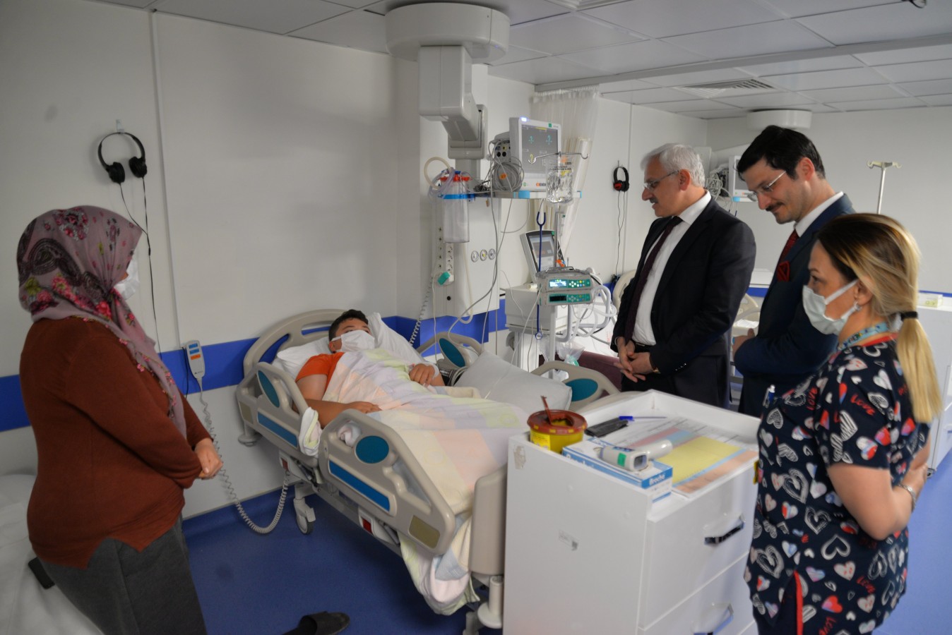 Bolu'da hastaneye başvuran 98 kişiden 45'inin tedavisi sürüyor;