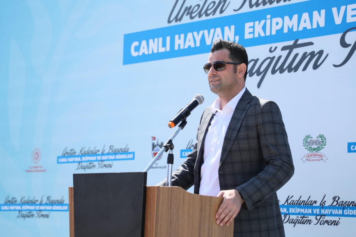 100 kadın üreticiye 5 bin tavuk;