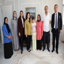 "Koruyucu ailelerimiz başımız tacıdır"