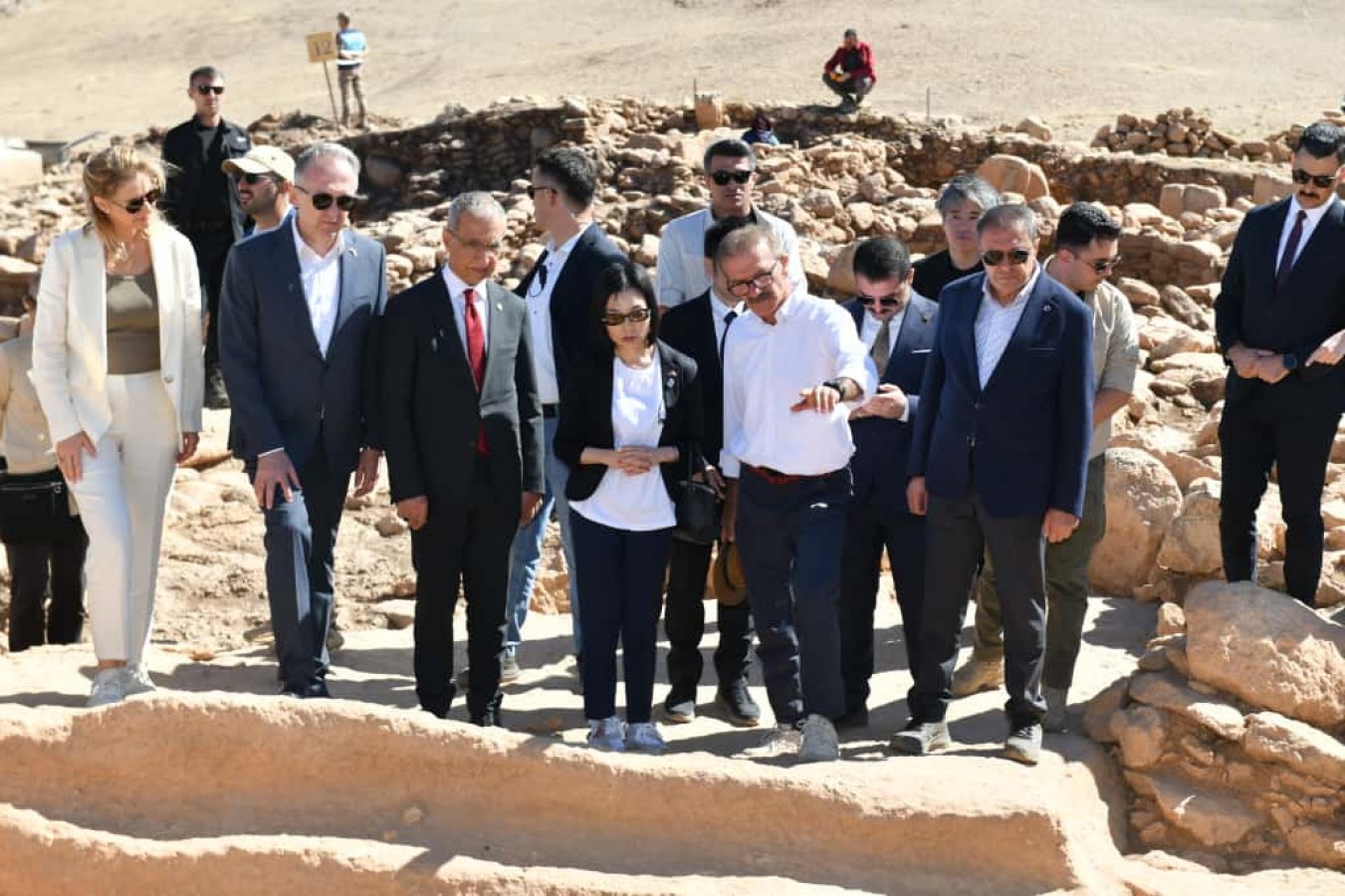 Vali Şıldak, Japon prensese Şanlıurfa'yı anlattı;