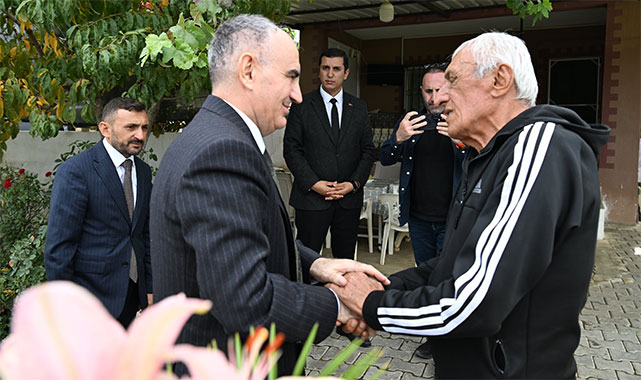 ''Şehitlerimiz, bu toprakların ebedi vatanımız olmasının en güçlü teminatı'';