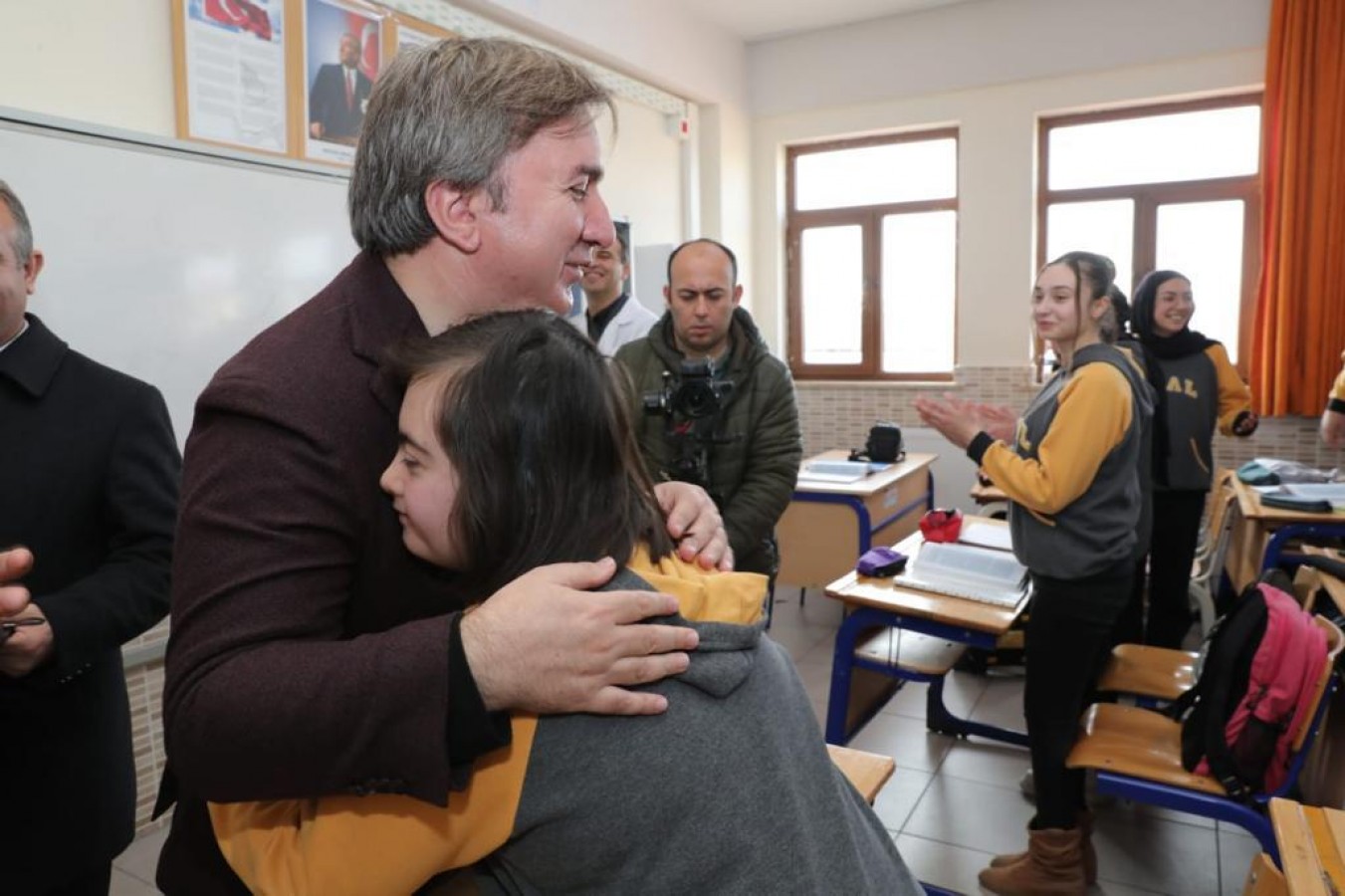 11-E sınıfına sürpriz ziyaret