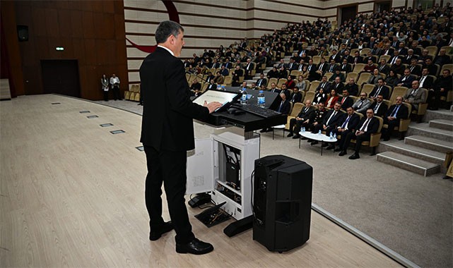 Erzurum'da protokol kuralları masaya yatırıldı