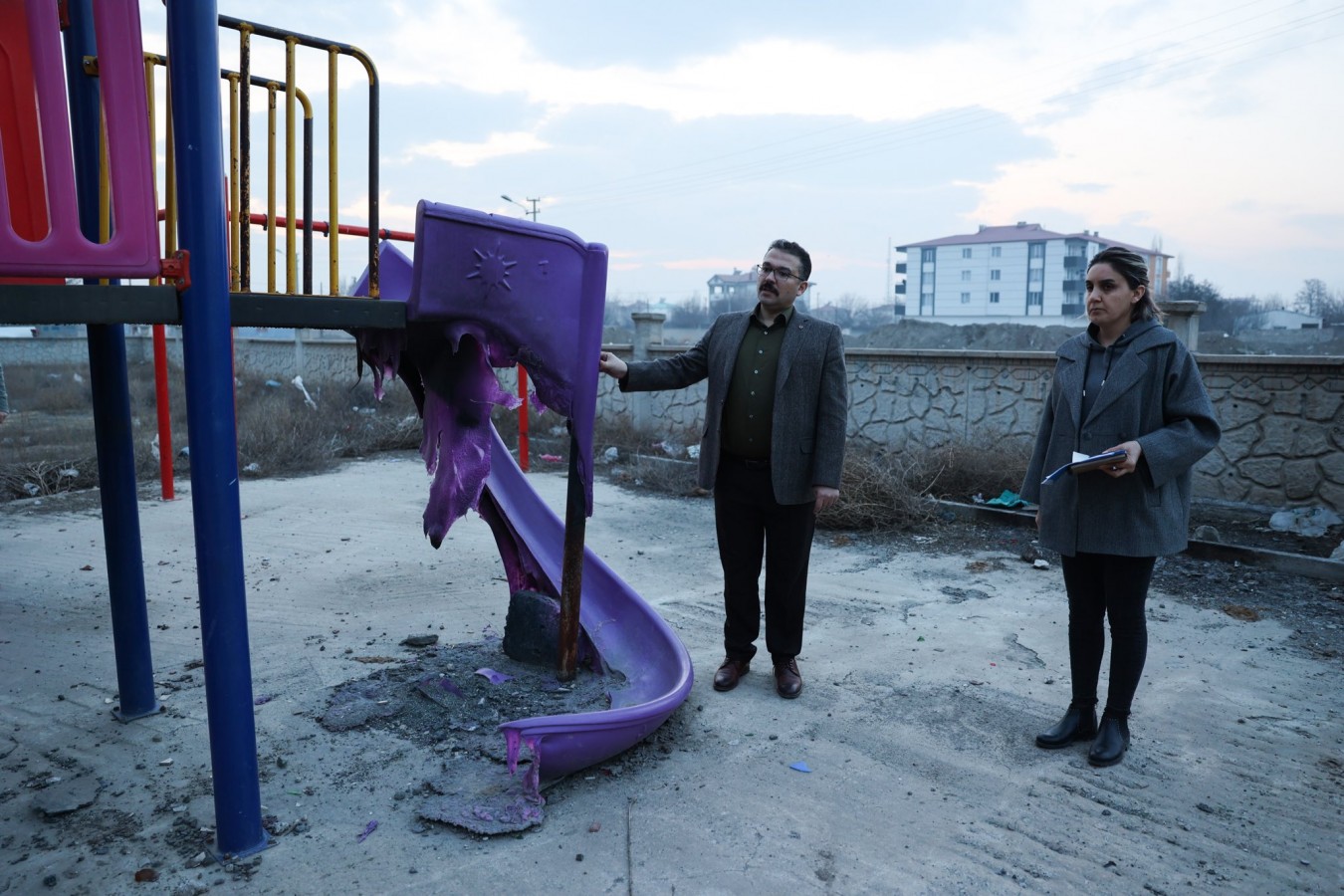 Tahrip edilen park için talimat verdi