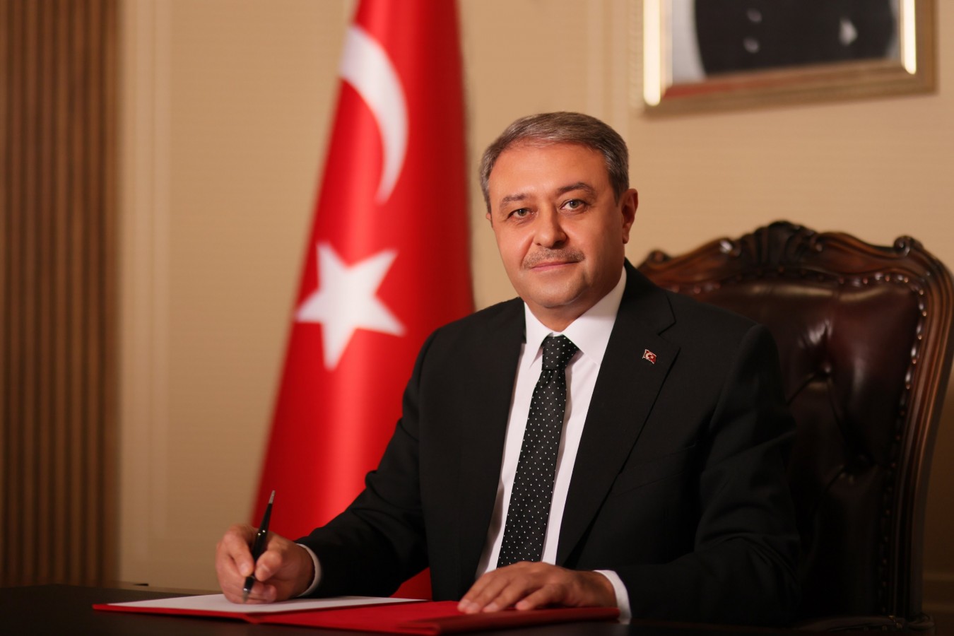Vali’den çağrı: Mutluluğunuza gölge düşürmeyin!;