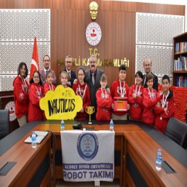 Nautilus robot takımı Manisa’yı temsil edecek