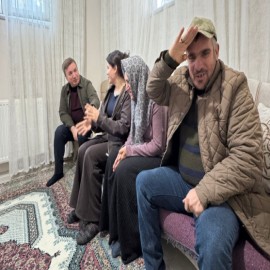 Vali Aydoğdu, gençliğini kardeşlerine adayan Çilem'e güzel haberi verdi