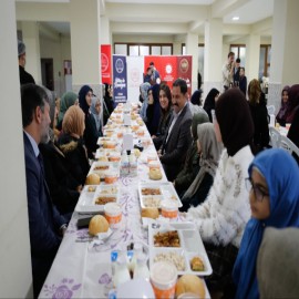 "Kalbinizde taşıdığınız Kur’an nuru yolunuzu aydınlatacak"