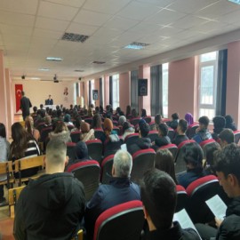 Öğrencilere kaymakamlık mesleğini anlattı