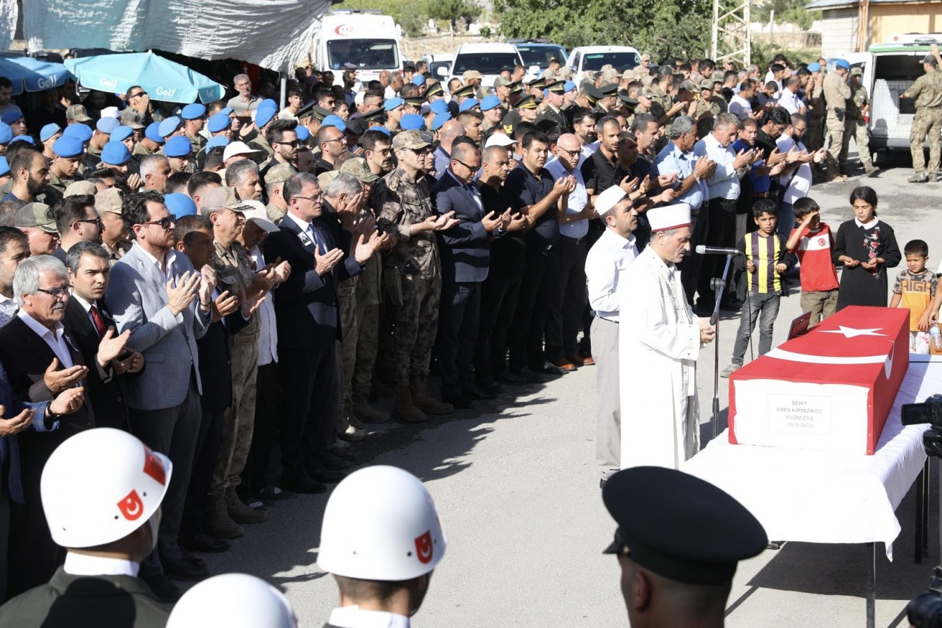 Ercişli şehit son yolculuğuna uğurlandı;