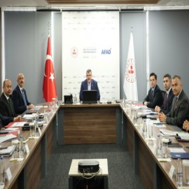 İçişleri Bakanı Mustafa Çiftçi, AFAD ve Göç İdaresi Başkanlıklarının sunumlarını dinledi