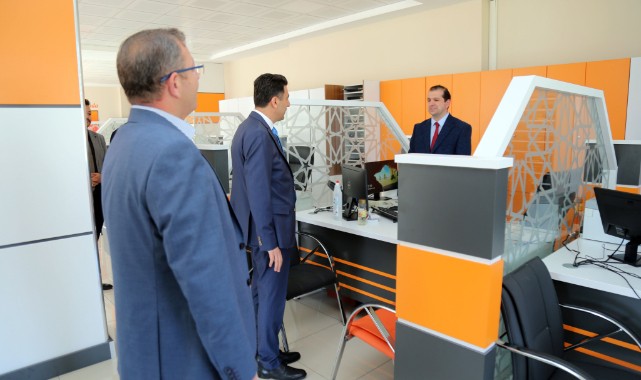 298 bin kişi soyadını, 134 bin kişi adını değiştirdi