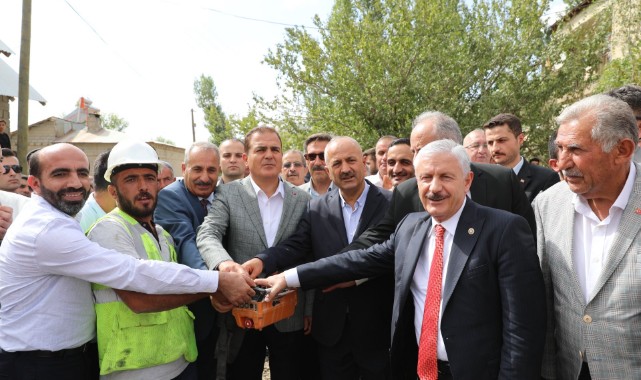 Cami ve taziye evinin temeli atıldı