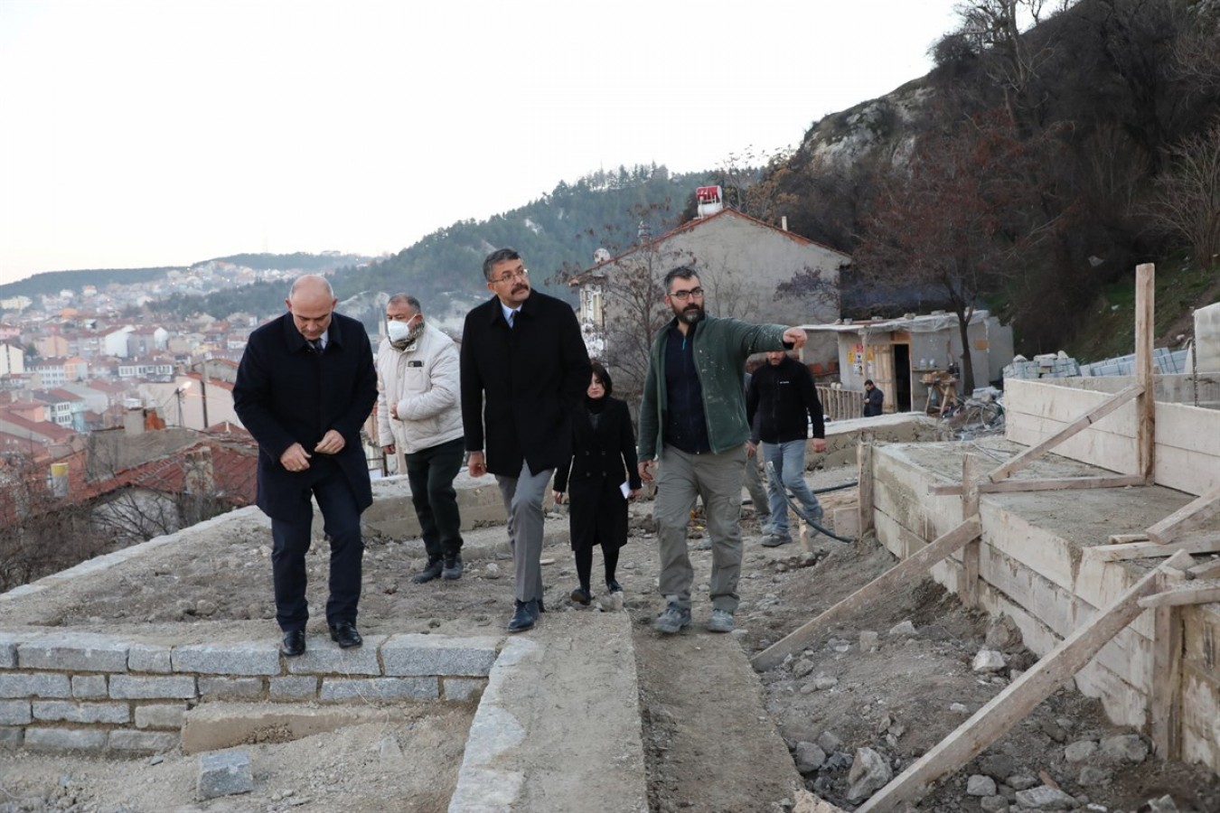 Asırlara meydan okuyan Kütahya Kalesi, turizme kazandırılıyor