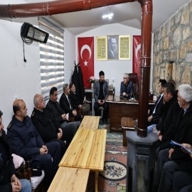 Vali Şimşek, köy halkının sorunlarını dinledi