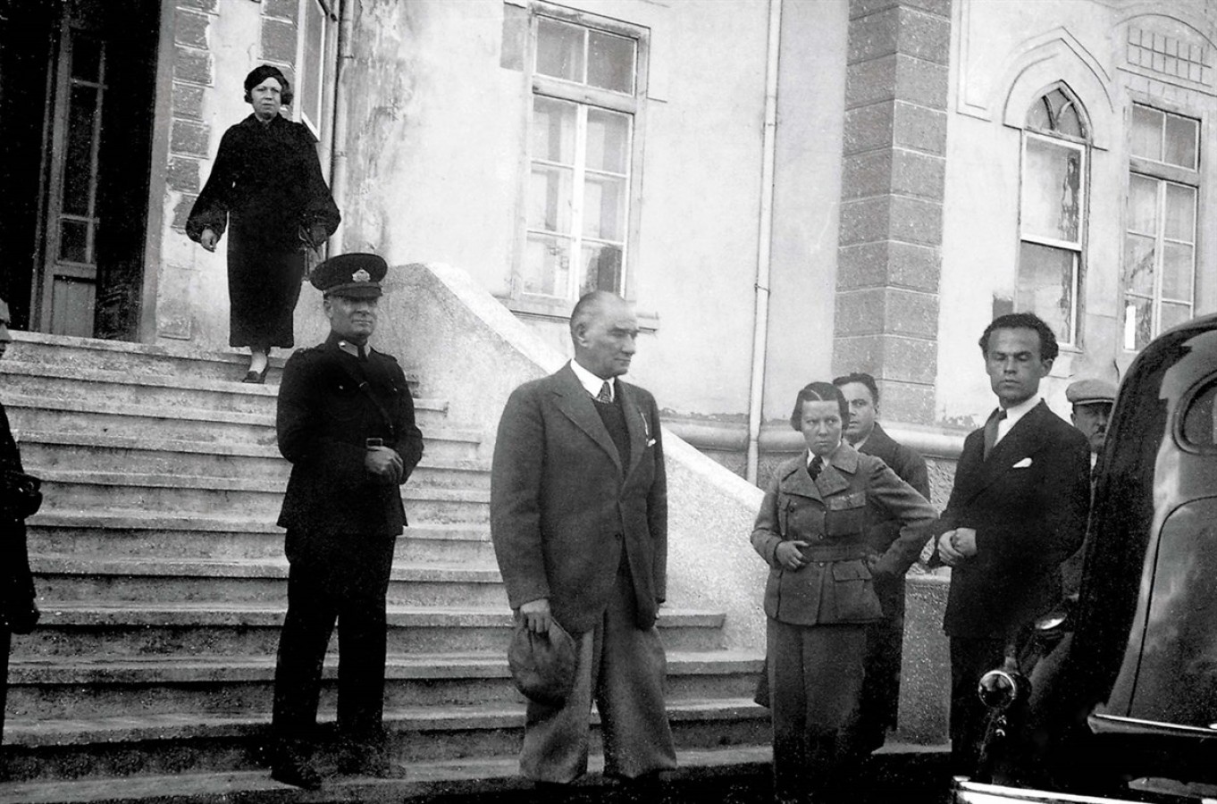 Sivas’ın Cumhuriyet Albümü, öğrencilere burs olacak;