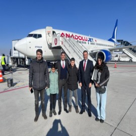 Kaymakam Mahir, pilot olmak isteyen öğrencilere unutulmaz bir gün yaşattı