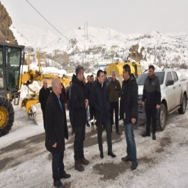 Vali Yardımcısı Zor, kar kaplanlarını takdir etti