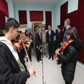 Geleceğin sanatçıları artık Van'da yetişecek