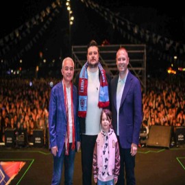 Kırklareli’de Kakava Festivali binlerce vatandaşı bir araya getirdi