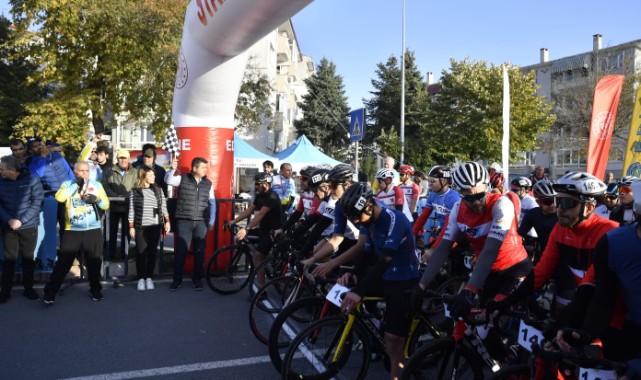 Cumhuriyet Kupası için bisikletçiler 13. kez yarışıyor