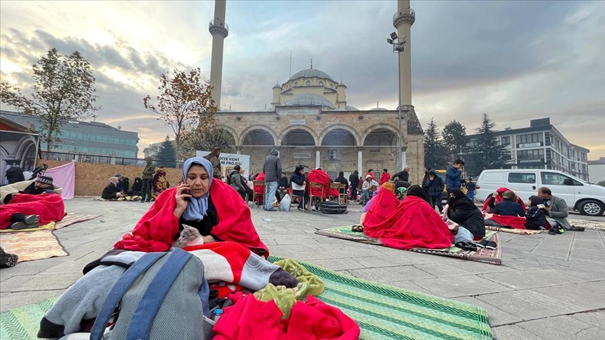 Düzce'de 5,9'luk deprem: Biri ağır 46 yaralı