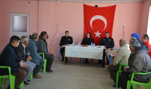 Köylerin sorunlarını yerinde dinledi