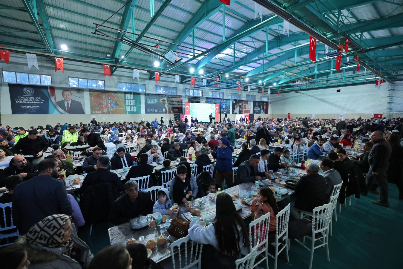 "Rabbim kardeşliğimizi ebediyen daim eylesin"