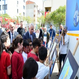 Su verimliliğini resmeden öğrencileri tebrik etti