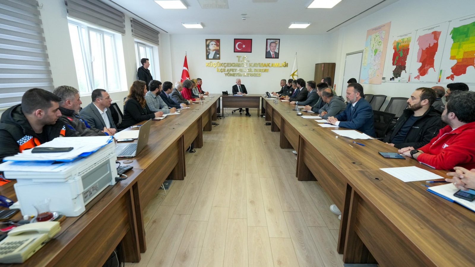 İstanbul'da 4 ilçede deprem toplantısı yapıldı;