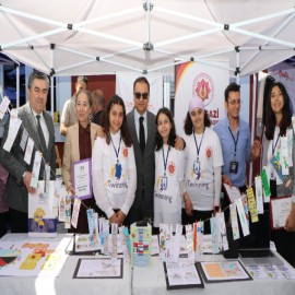 Sancaktepe Kaymakamlığı'ndan başarılı öğretmen ve öğrencilere sertifika