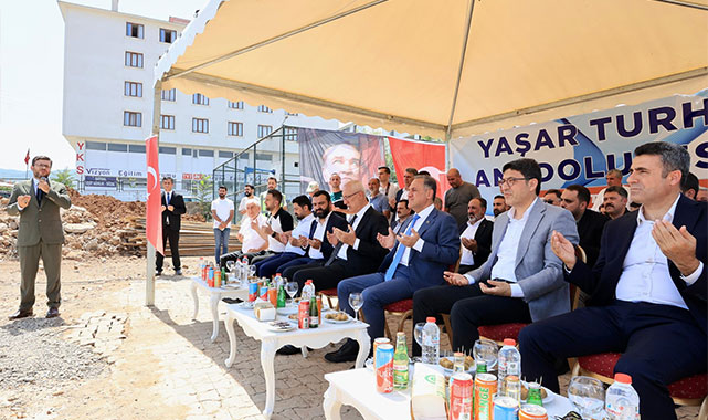 Vali Usta Bingöl'ün yeni eğitim yuvası için düğmeye bastı;