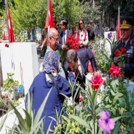 Vali Masatlı, şehit ailelerini yalnız bırakmadı