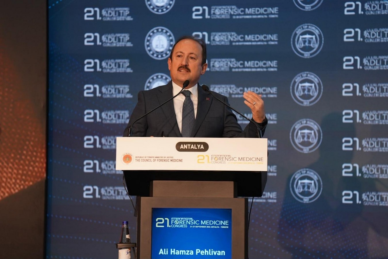 Pehlivan, Türkiye’nin afet yönetim sistemini anlattı