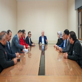 Vali Gül Ayazağa’da selzedelerle buluştu, Koordinasyon Tırı’nda çalışmaları inceledi