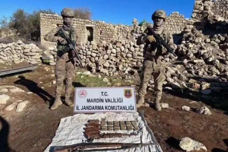 “Teröristlerin inlerini başlarına yıkıyoruz”;