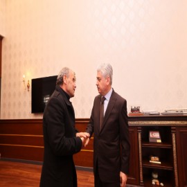 Vali Doğan, şehit babasını makamında ağırladı