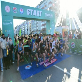 44. Uluslararası Maratonun startını vali verdi