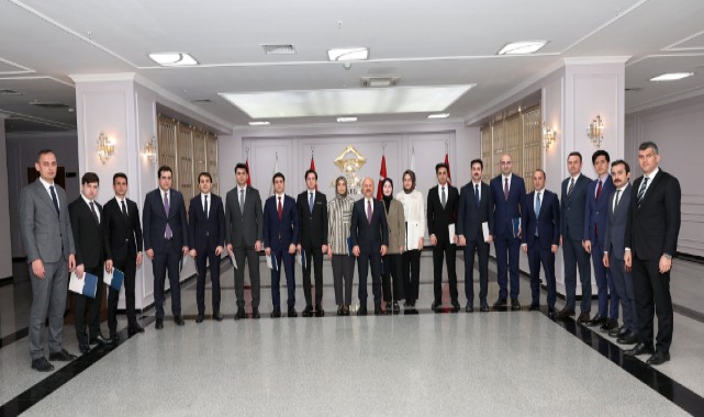 Adıyaman’ın yarasını saran koordinatör kaymakamlara başarı belgesi