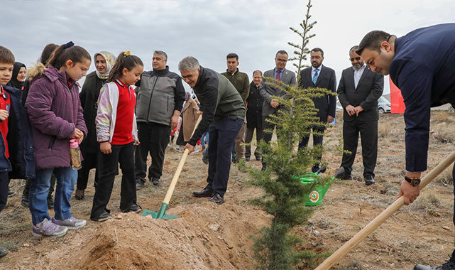 Niğde'de bin fidan şehre nefes olacak;