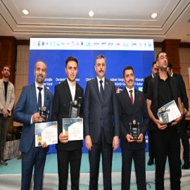 Erzurum’da Feridun Fazıl Özsoy Gazetecilik Başarı Ödülleri sahiplerini buldu