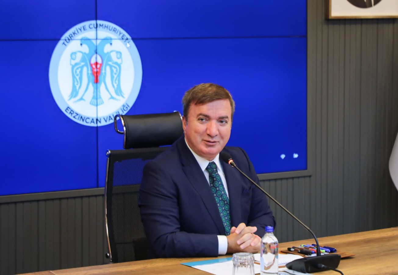 "Hemşehrilerimizin refahı için durmaksızın çalışıyoruz";