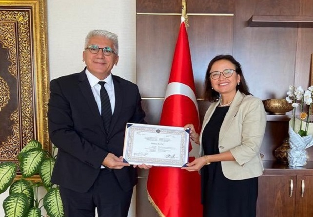 Kaymakam Hülya Kaya'ya diploma sürprizi;