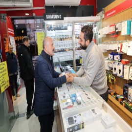 Esnafın taleplerini tek tek not aldı
