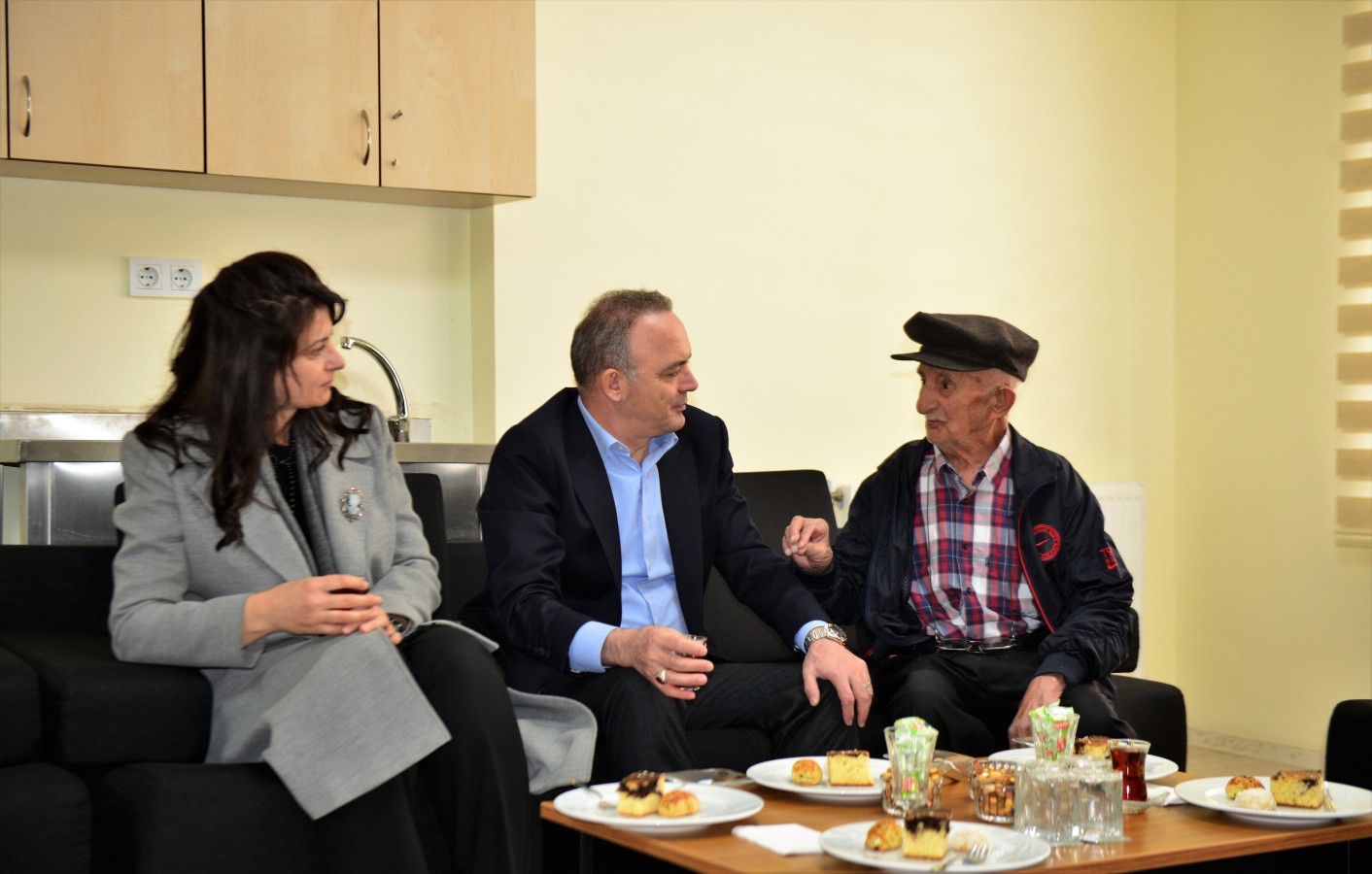 Nizip huzurevinden Ardahan’a nakledildiler;