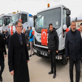 "Van'ı gelecek nesillere hazırlıyoruz"