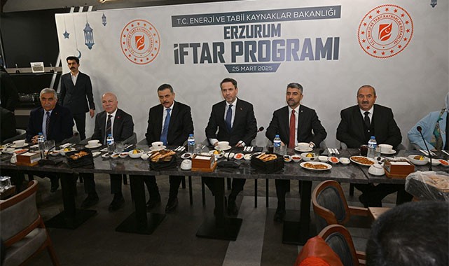 Bakan Bayraktar Erzurum'da konuştu: Bu üç konuda dışa bağımlılık kabul edilemez
